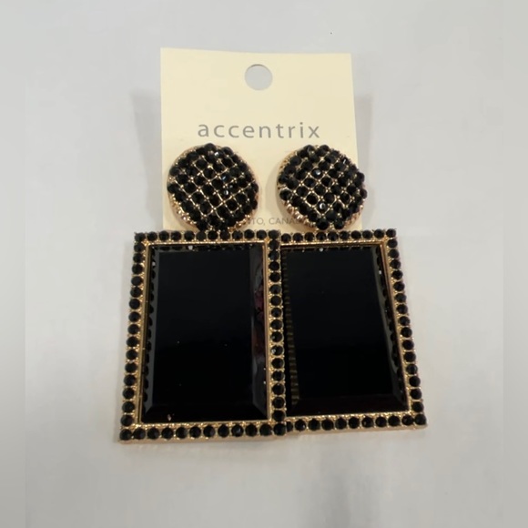 - Chanel Jet Vibes - Picture 2 of 2